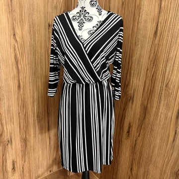 Esmara fekete fehér lenge ruha (S)