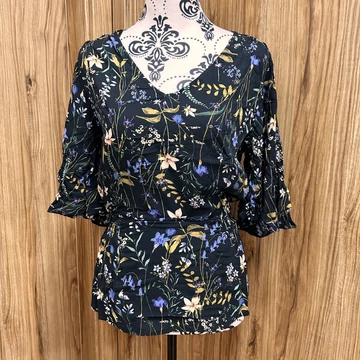 Papaya virág mintás húzott derekú blúz (S)