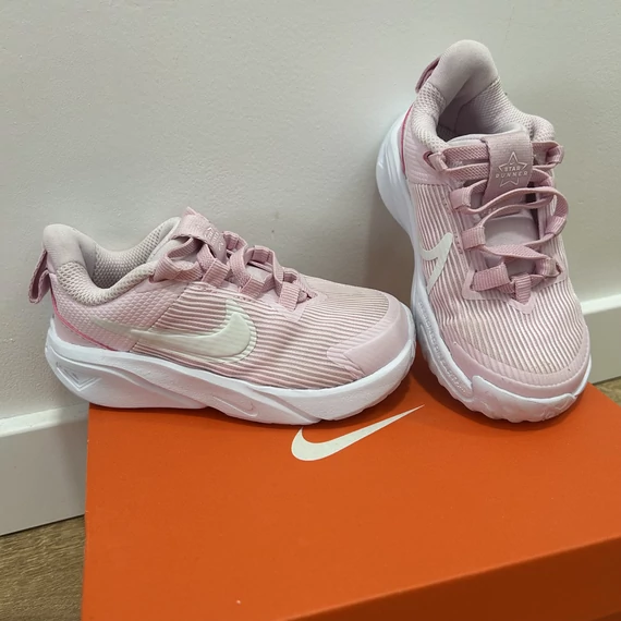 Nike Star runner 4 NN rózsaszín cipő (23,5)