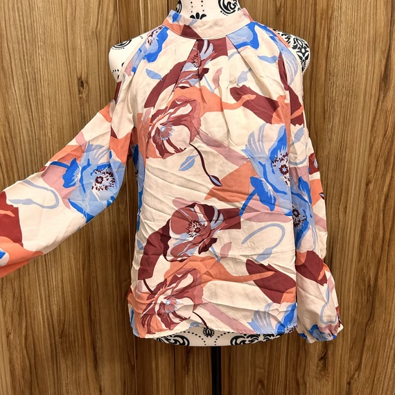 Gomorn vállán kivágott virágos blúz (M)