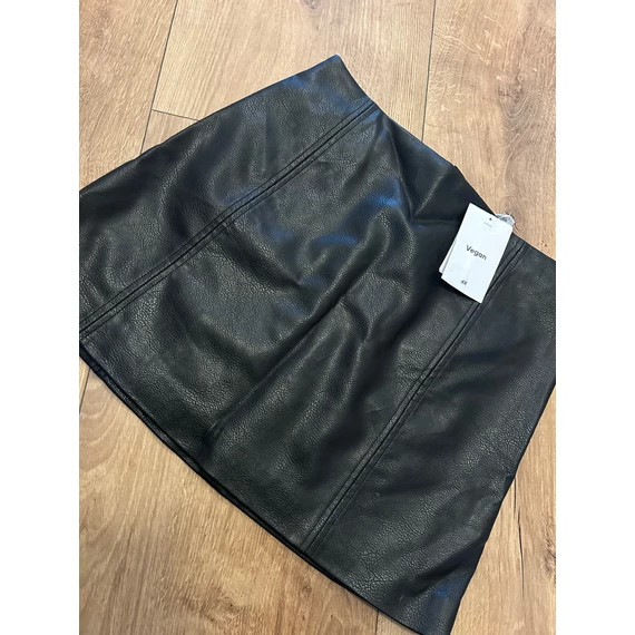 H&M vegan műbőr szoknya (L-40)