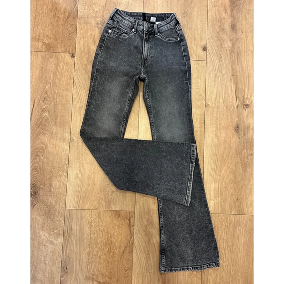 H&M fekete trapéz farmer nadrág (34)