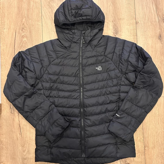 The North Face fekete tollkabát 550 (L)